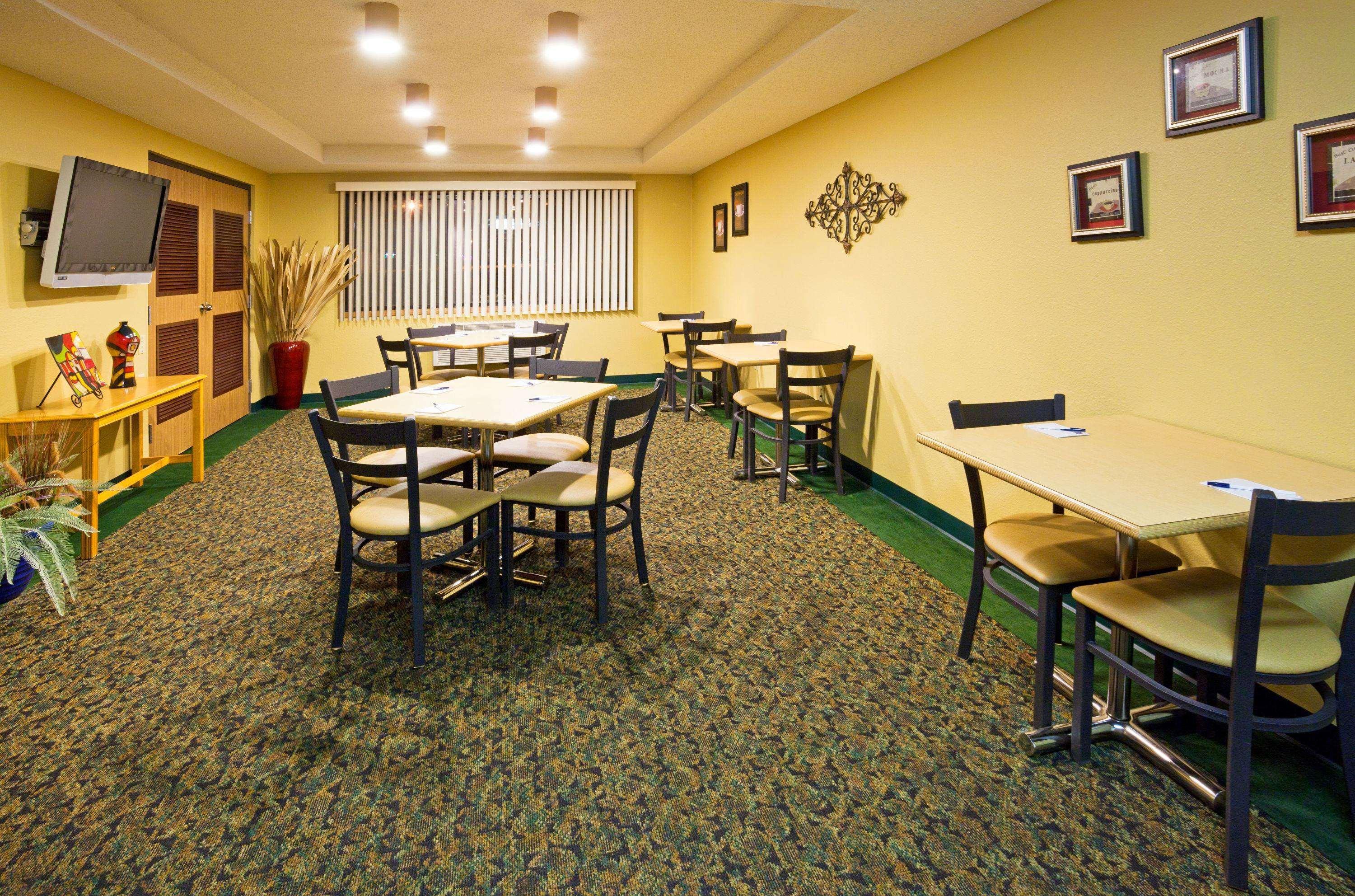 Americinn By Wyndham Sioux Falls Buitenkant foto